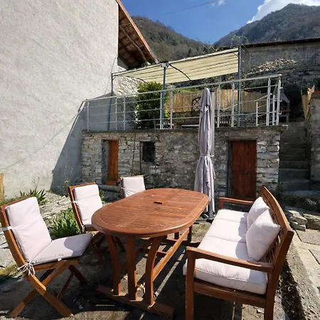 Casa vacanze View And Private Garden House For 6 *